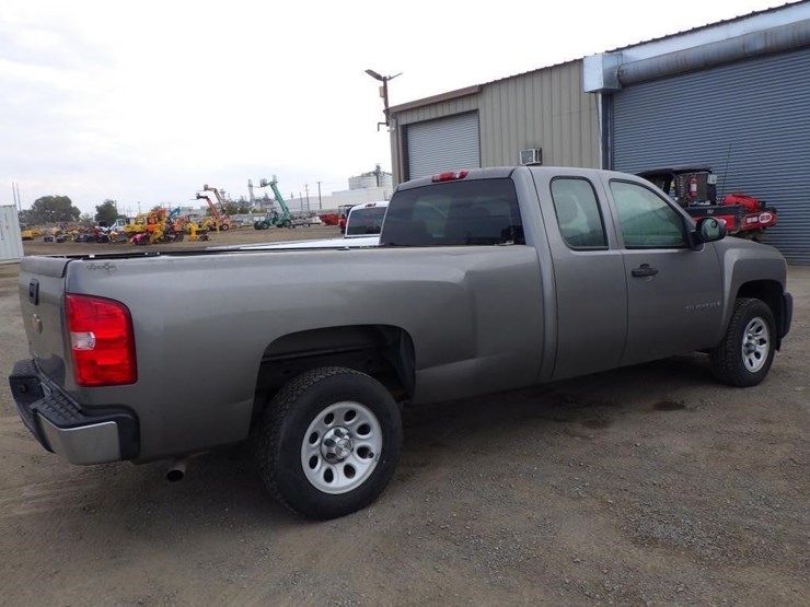 2008-chevrolet-1500-image-3