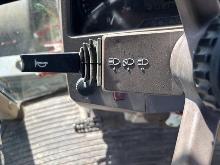 1996-john-deere-6410-image-24