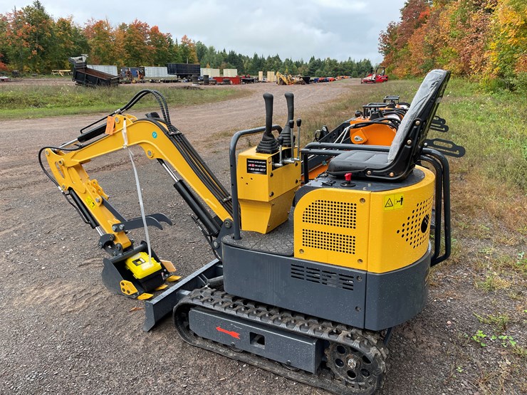 #8159-•-unused-hydraulic-mini-excavator-image-6