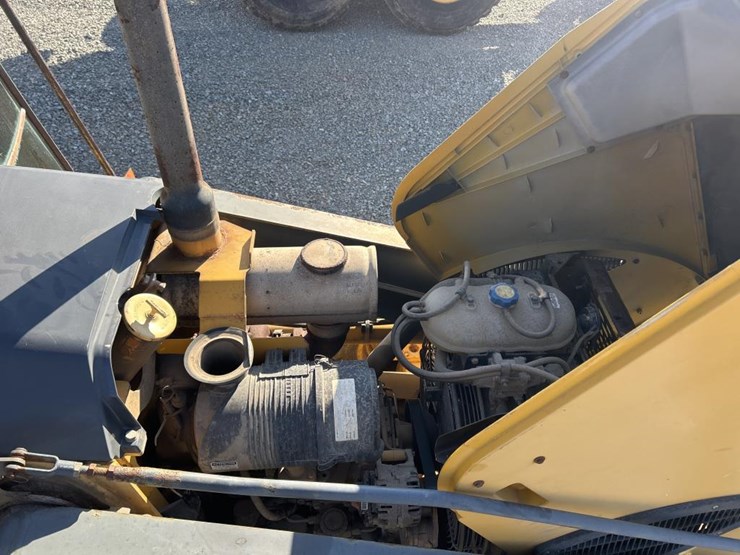 2008-deere-310sj-image-30
