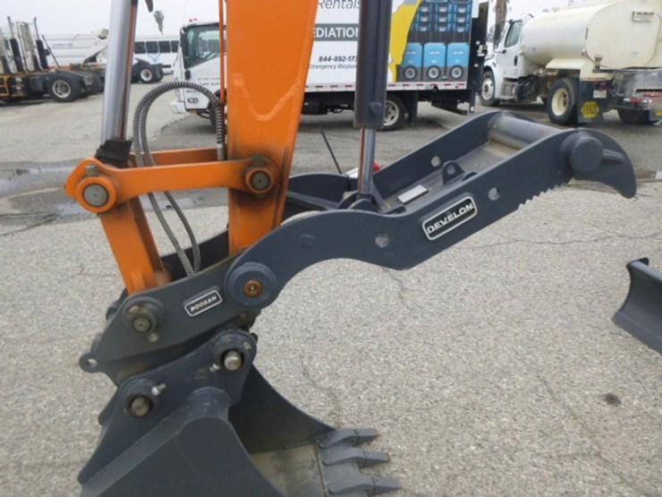2023-develon-dx85r-3-hydraulic-excavator-image-9