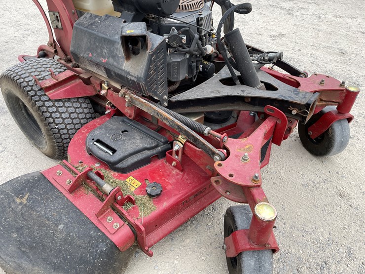 #1047-•-2020-toro-grandstand-multiforce-commercial-mower-image-12