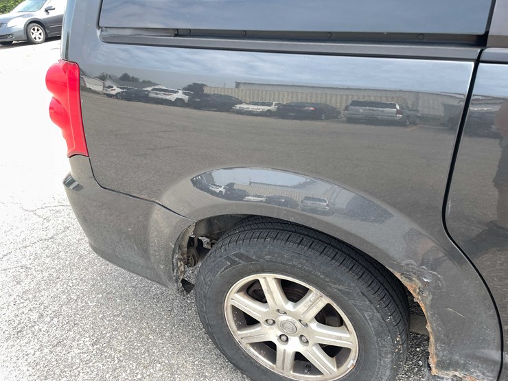 2012-dodge-caravan-image-20