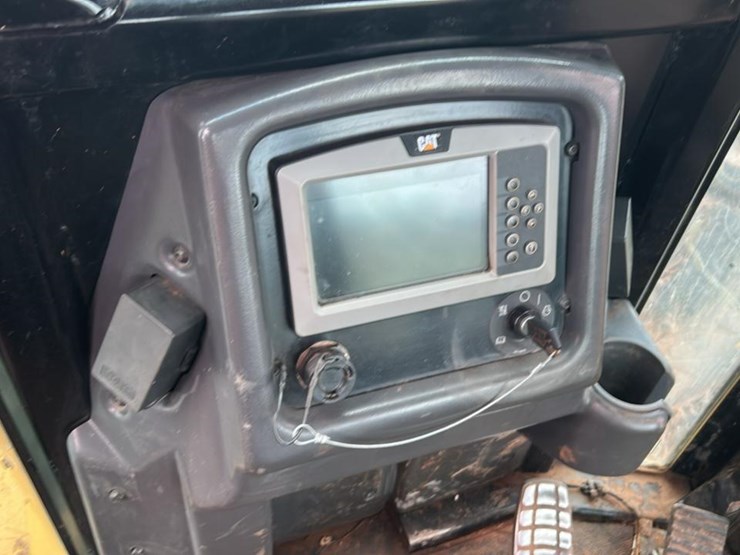 2018-caterpillar-535d-image-27