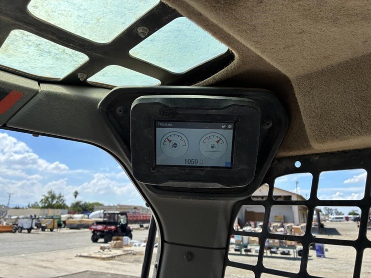 2022-bobcat-t62-image-17