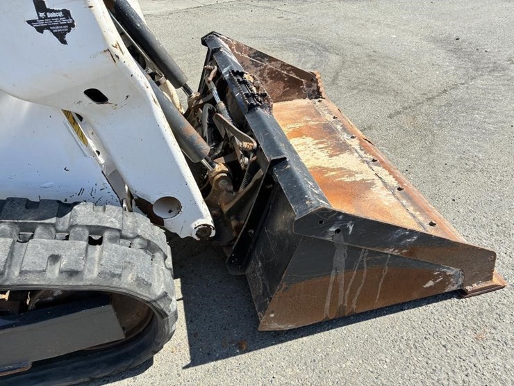 2022-bobcat-t62-image-6