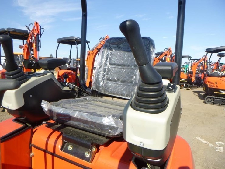 2025-tpm-16-hydraulic-excavator-image-19