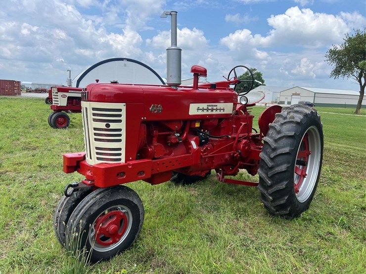 farmall-450-image-1