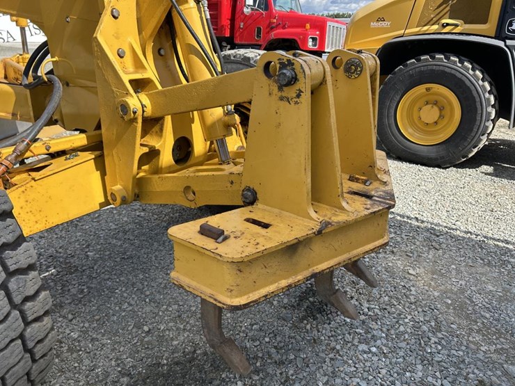 2001-deere-772ch-image-10