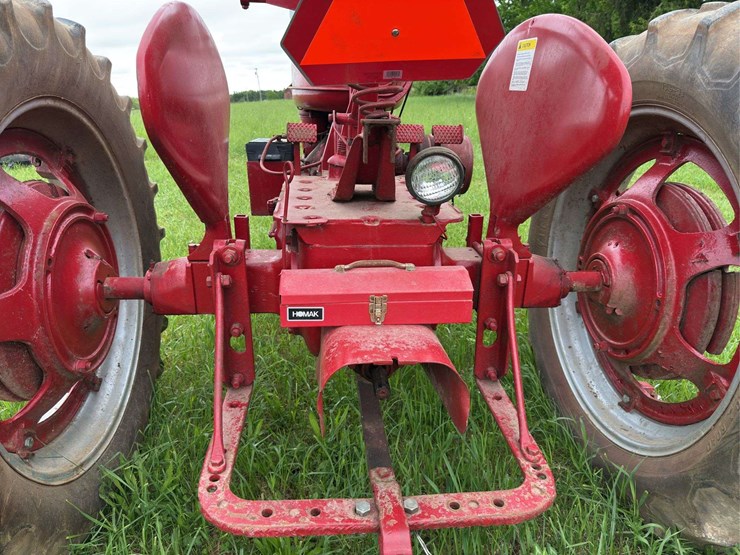 farmall-h-image-14