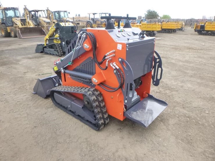 tpm-t460-skid-steer-track-loader-image-4