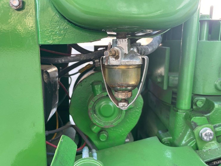 john-deere-112-image-10