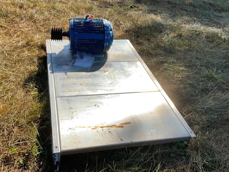 #229-•-platform-and-electric-motor-image-3
