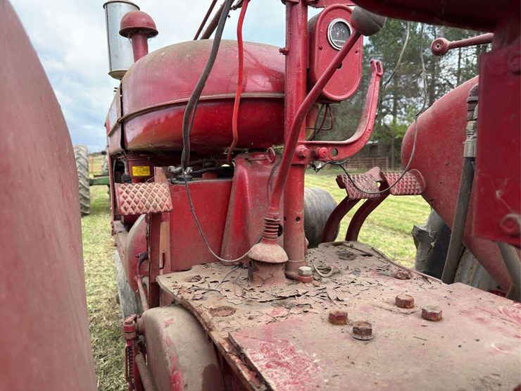 farmall-m-image-9