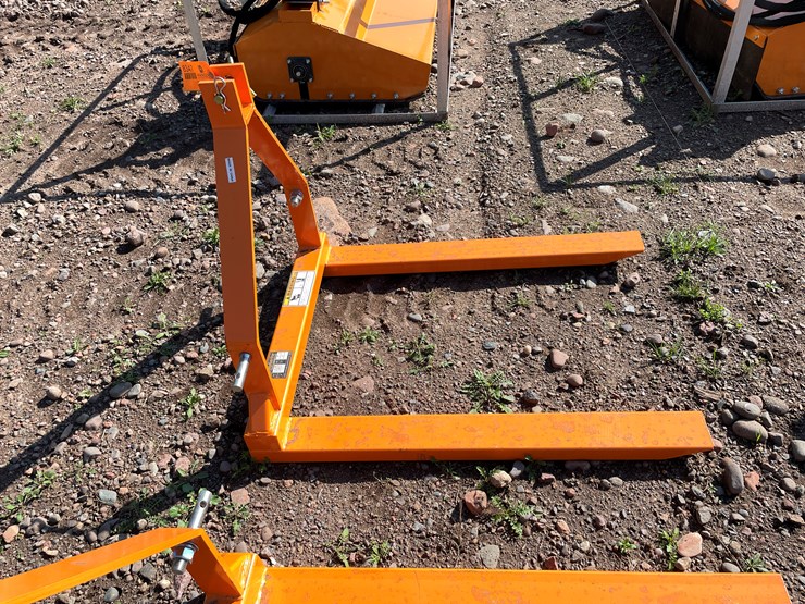 #8347-•-wolverine-tray-fork-rack-image-5