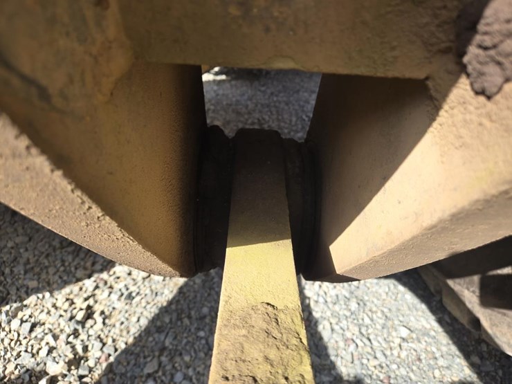 2007-deere-844j-image-24