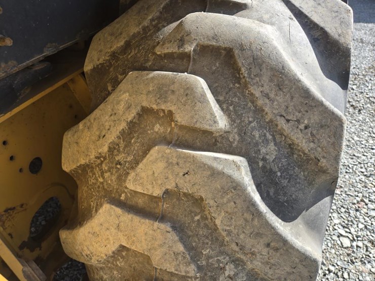 2015-deere-310sl-hl-image-88