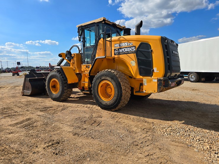2019-hyundai-hl955tm-image-13