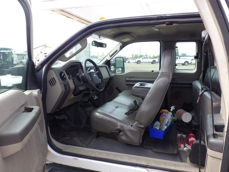 2010-ford-f350-image-6