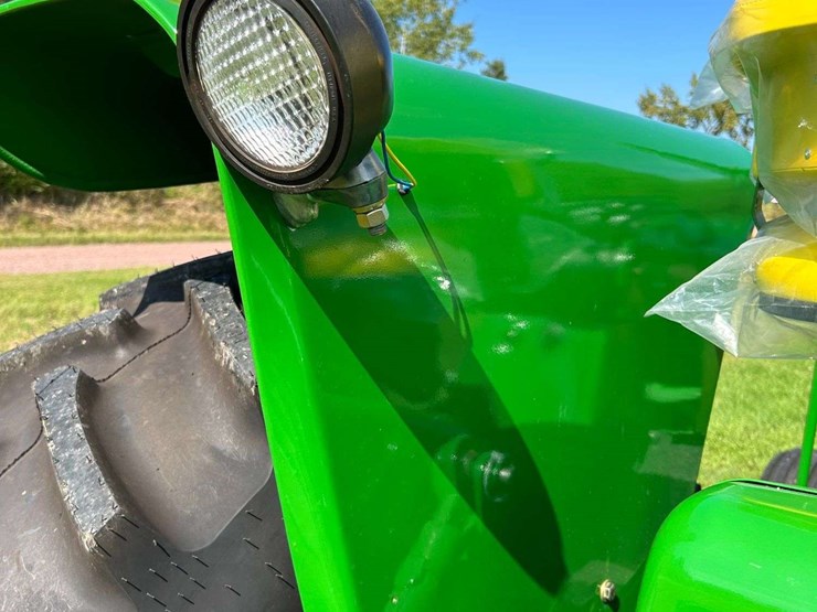 john-deere-4320-image-26