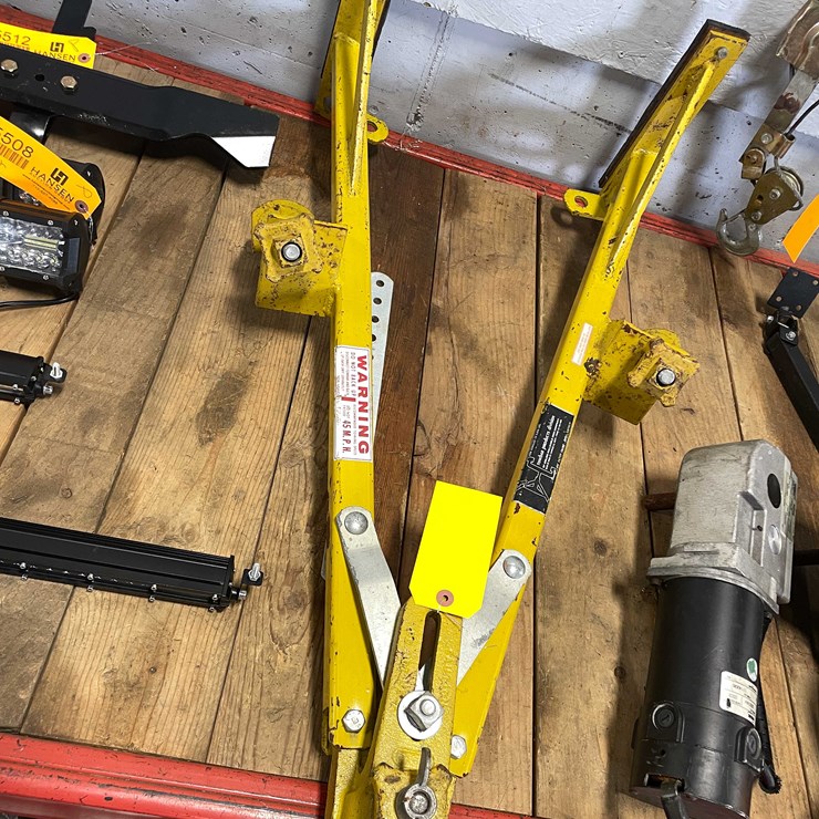 #5513 • 5000 LB Tow Bar (CW)