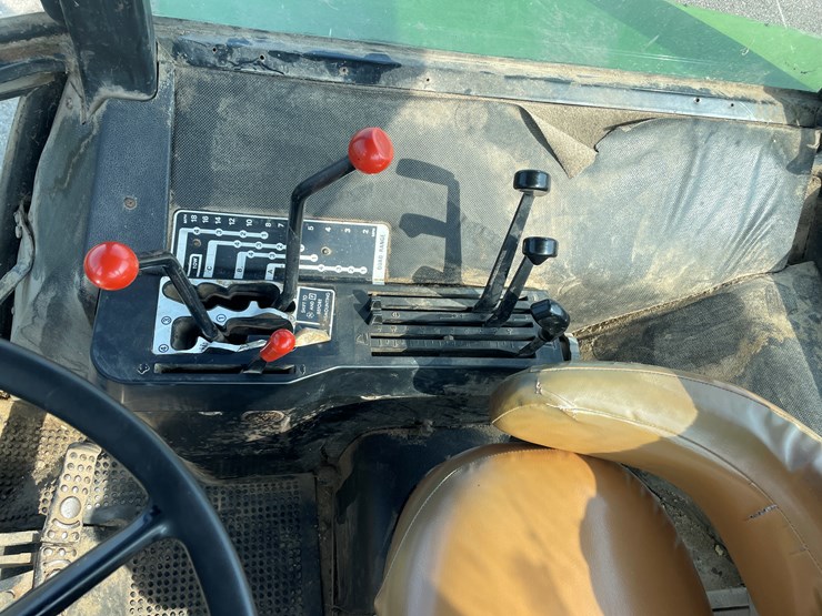 john-deere-4230-image-38