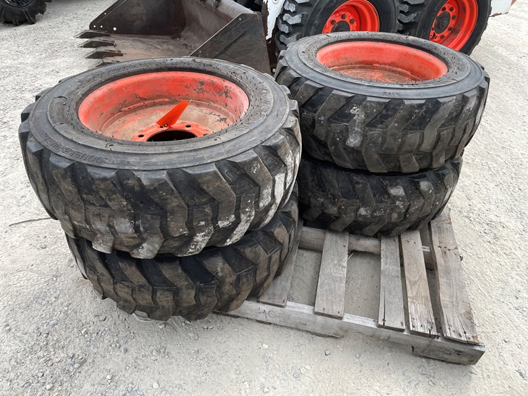 #6484-•-(4)-skidsteer-tires-and-rims-image-2