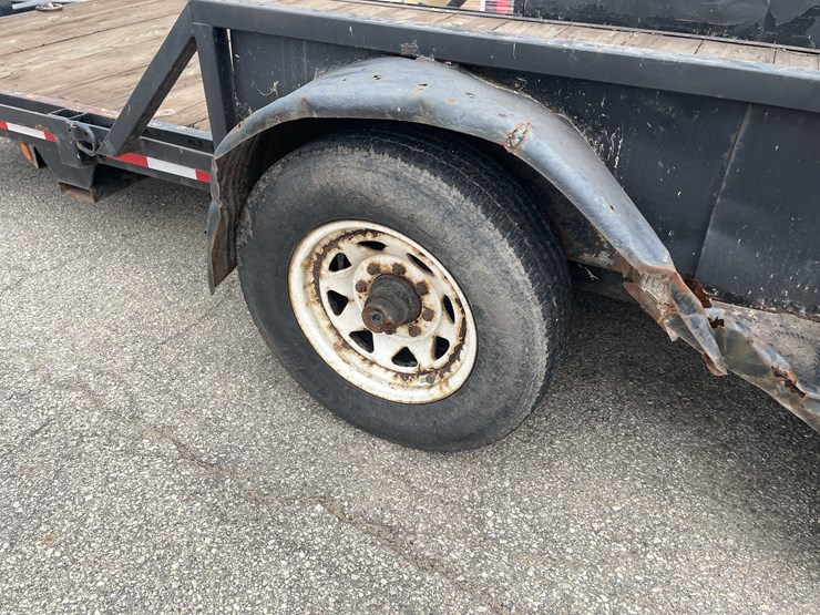 #1978-•-2002-reliable-welding-2-axle-trailer-(has-wi-title)-image-40
