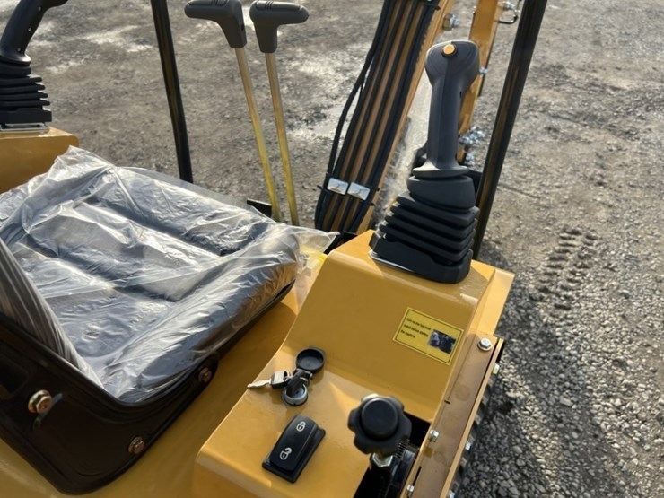 2025-cfg-h15r-mini-hydraulic-excavator-image-19