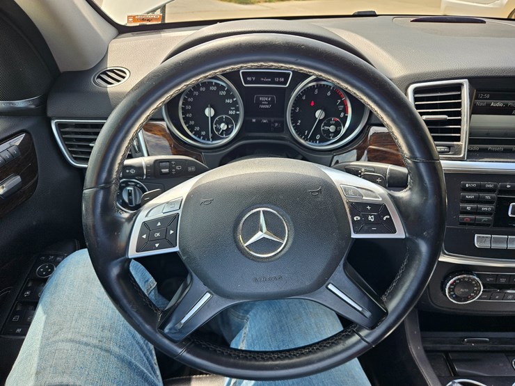 #18517-•-2013-mercedes-benz-m-class-multipurpose-vehicle-(mpv)-image-44