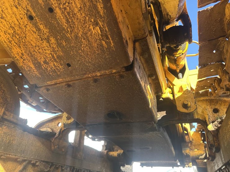 john-deere-300-image-39