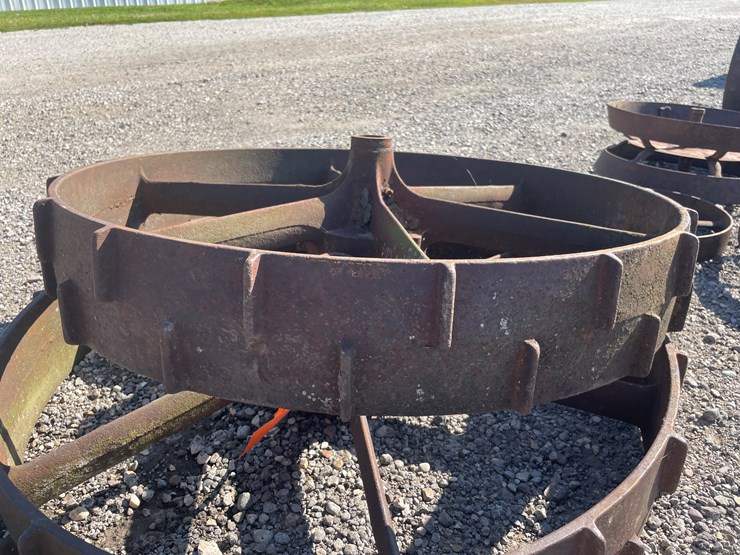 #6638-•-(2)-cast-wheels-image-15