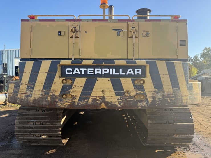 caterpillar-235-image-4