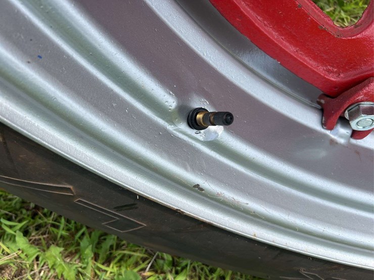 farmall-560-image-42