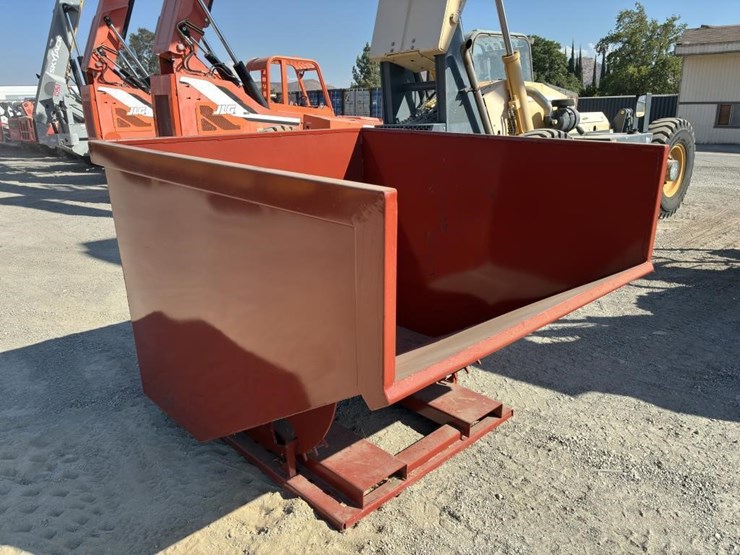 3yd-self-dumping-hopper-image-2