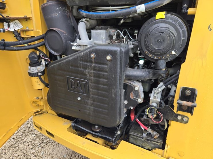 caterpillar-257b3-image-38