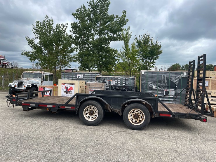 #1978-•-2002-reliable-welding-2-axle-trailer-(has-wi-title)-image-16