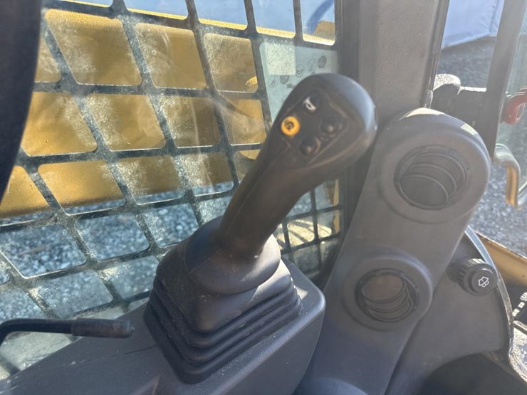 caterpillar-226d3-image-33