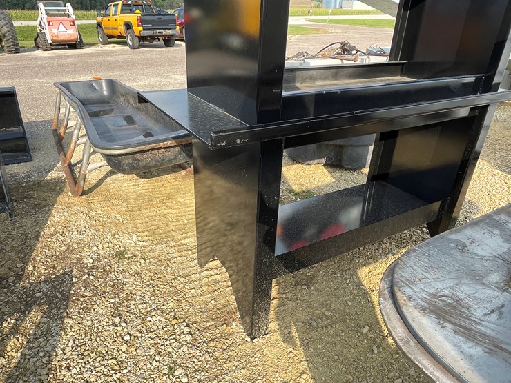 #3004-•-metal-work-table-image-3