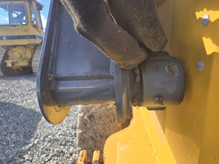 deere-324g-image-24