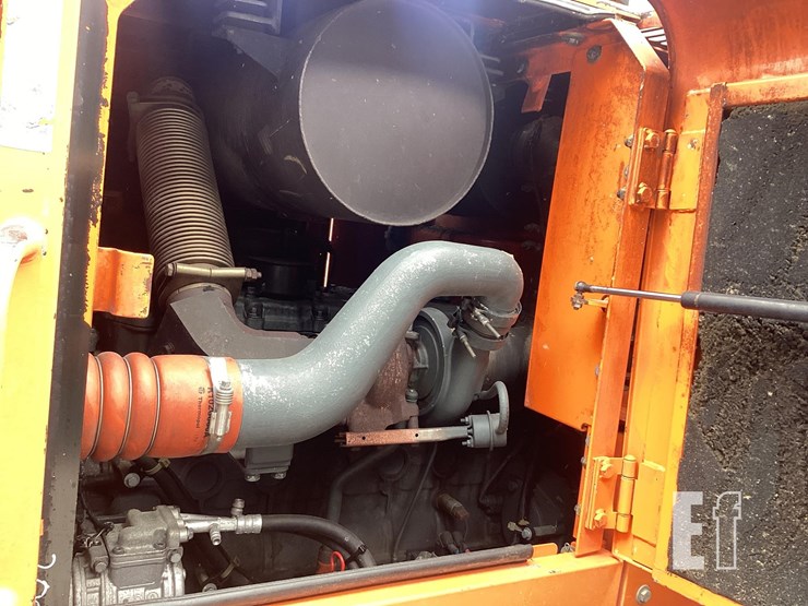 2013-doosan-dl250-image-13