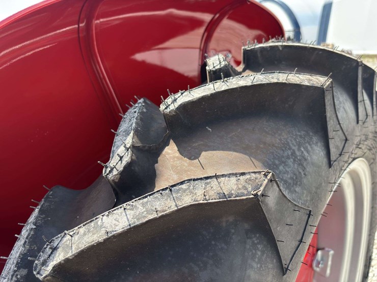 farmall-240-image-41