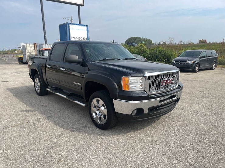 #1966-•-2011-gmc-sierra-(has-wi-title)-(of)-image-3