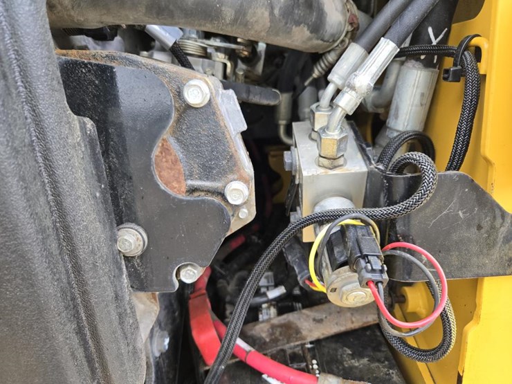 caterpillar-257b3-image-42
