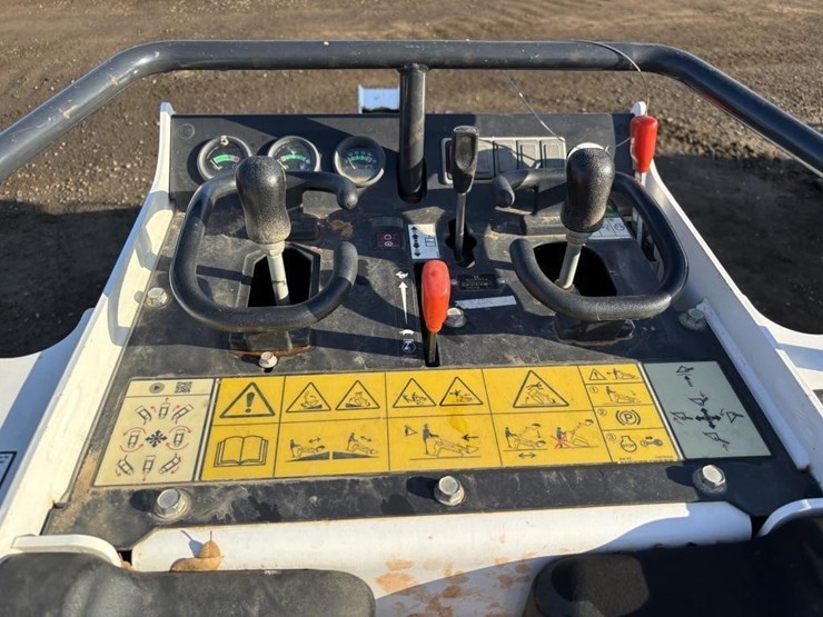 2023-bobcat-mt100-image-25