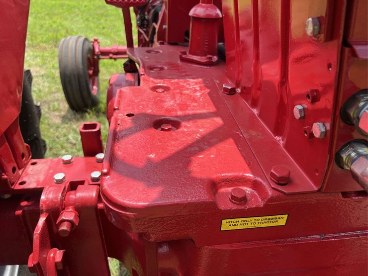 farmall-560-lp-image-58