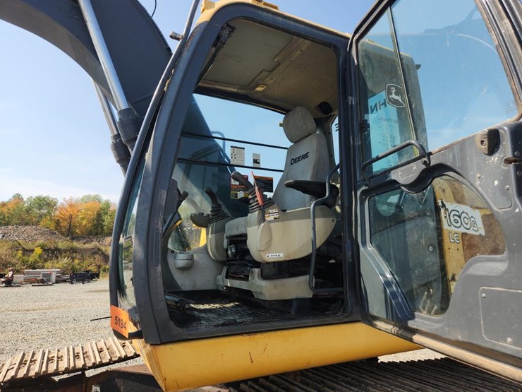 deere-160g-lc-image-47