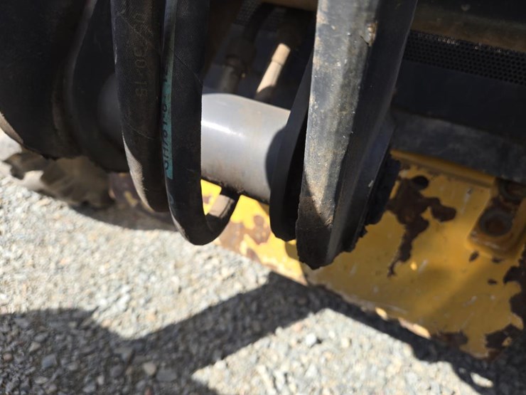 2015-deere-310sl-hl-image-17