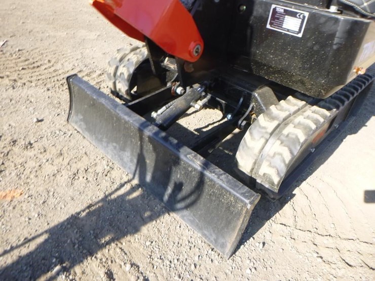 2025-tpm-16-hydraulic-excavator-image-15