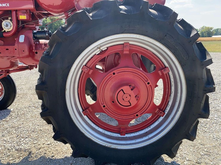 farmall-super-m-high-clearance-lp-image-19